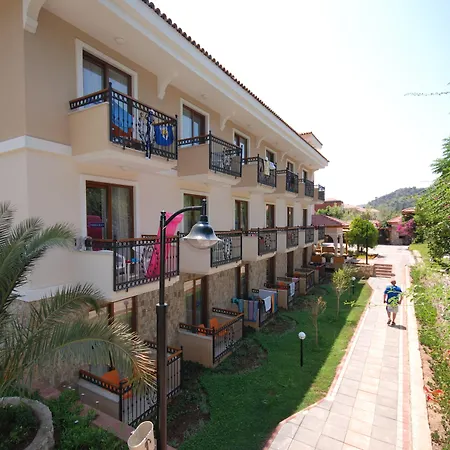 Perdikia Hotel 3*