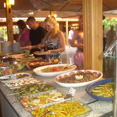 Perdikia Hotel