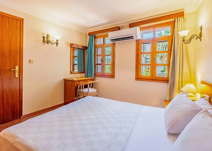 Perdikia Otel 3*