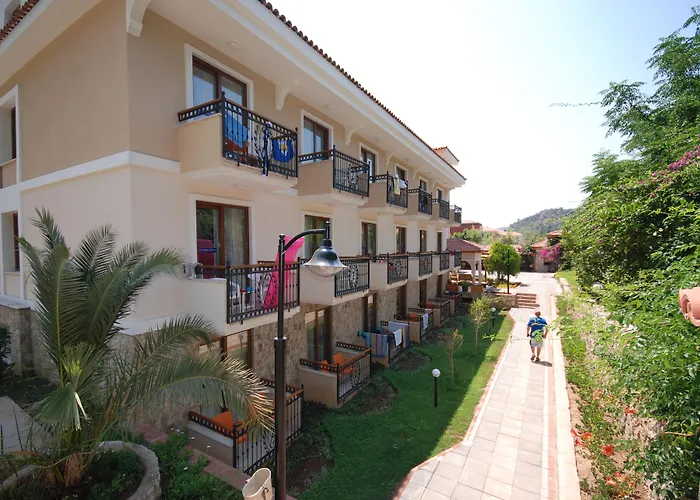 Perdikia Otel 3*