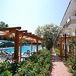 Szálloda Perdikia 3*