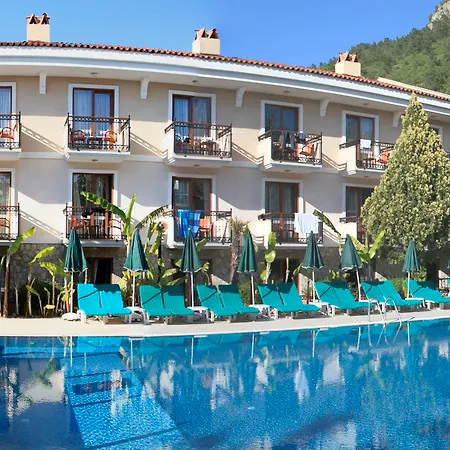 Perdikia Hotell