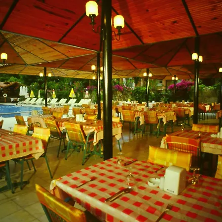 Hotell Perdikia 3*