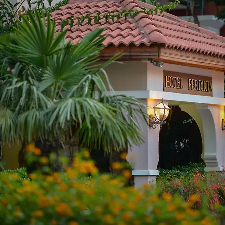 Perdikia Hotel