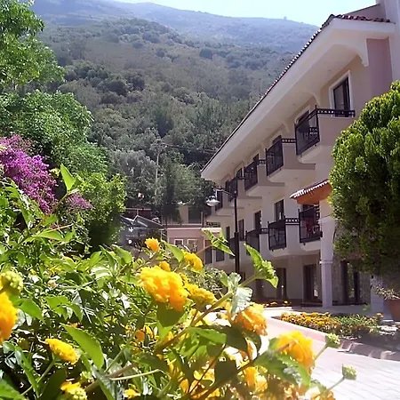 Perdikia Ξενοδοχείο 3*