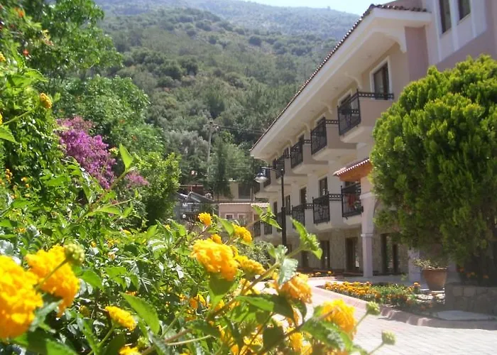 Perdikia Otel