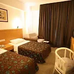 Ξενοδοχείο Perdikia 3*