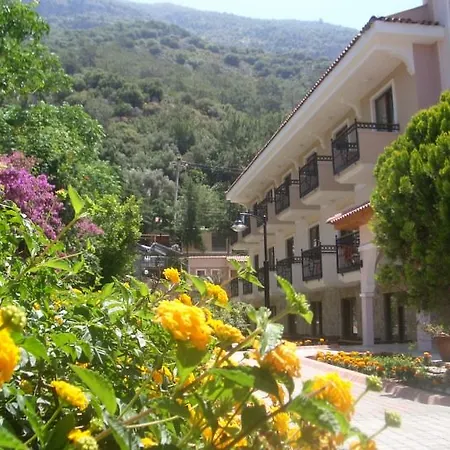 Perdikia Hotel