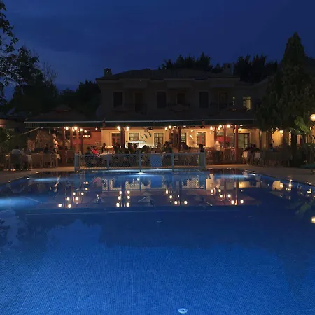 Perdikia Hotel